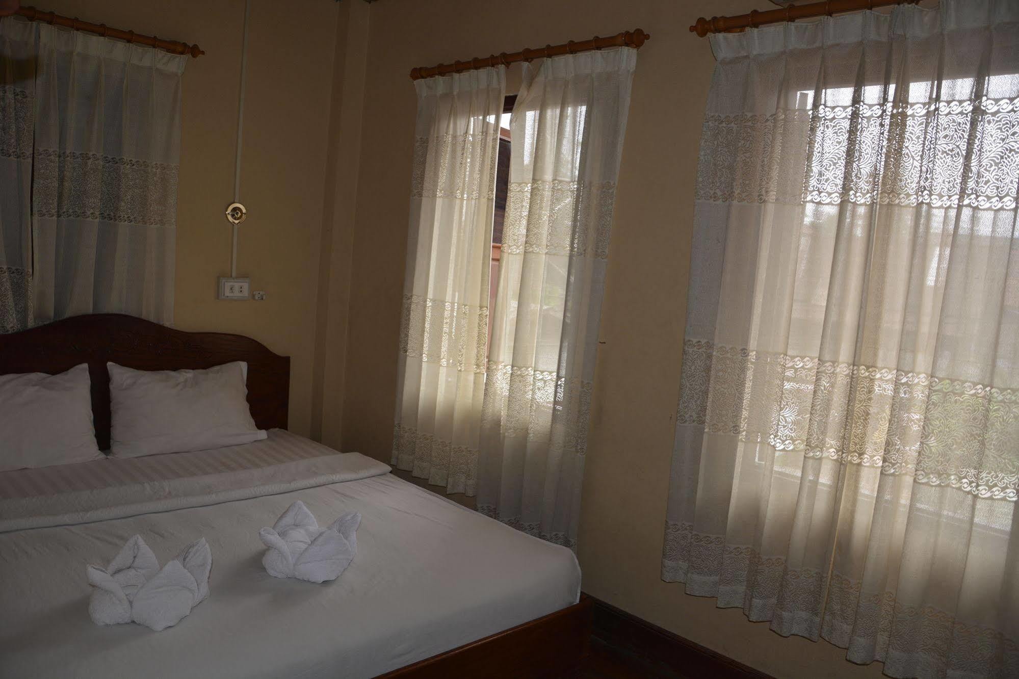 Silikhane Guesthouse Луанг Прабанг Екстериор снимка